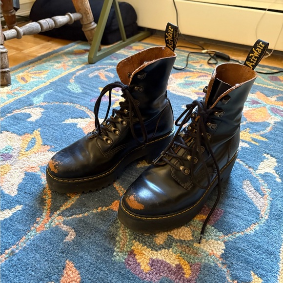 Dr. Martens Women’s Leona Leather Boots - Picture 1 of 8